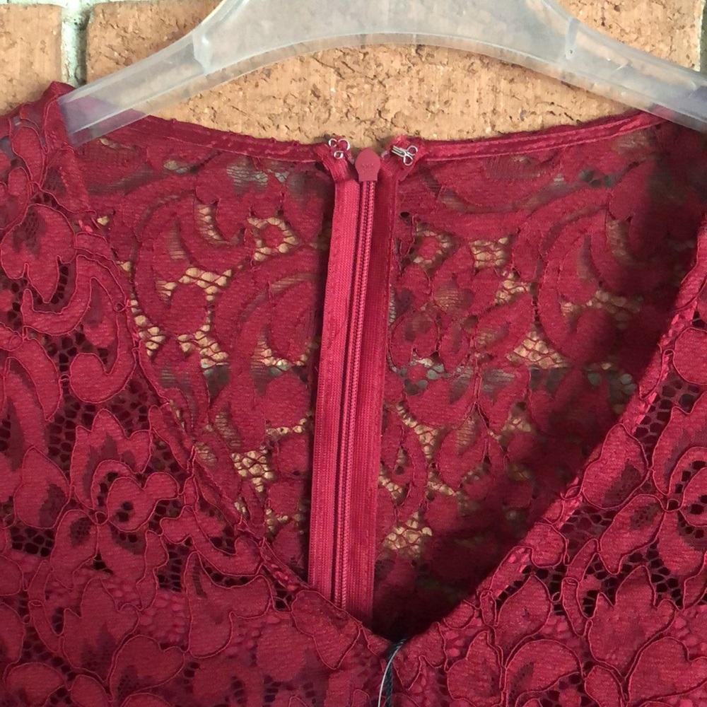 🍷WHBM🍷 PETITE BELL-SLEEVE LACE SHIFT DRESS🍷 - Picture 8 of 11
